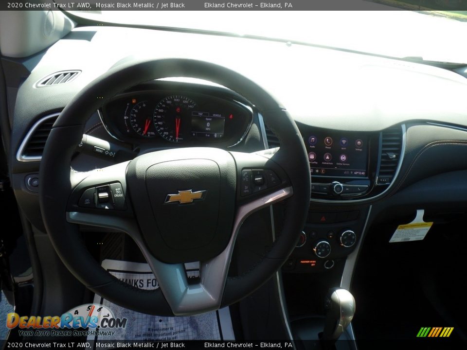 2020 Chevrolet Trax LT AWD Mosaic Black Metallic / Jet Black Photo #17