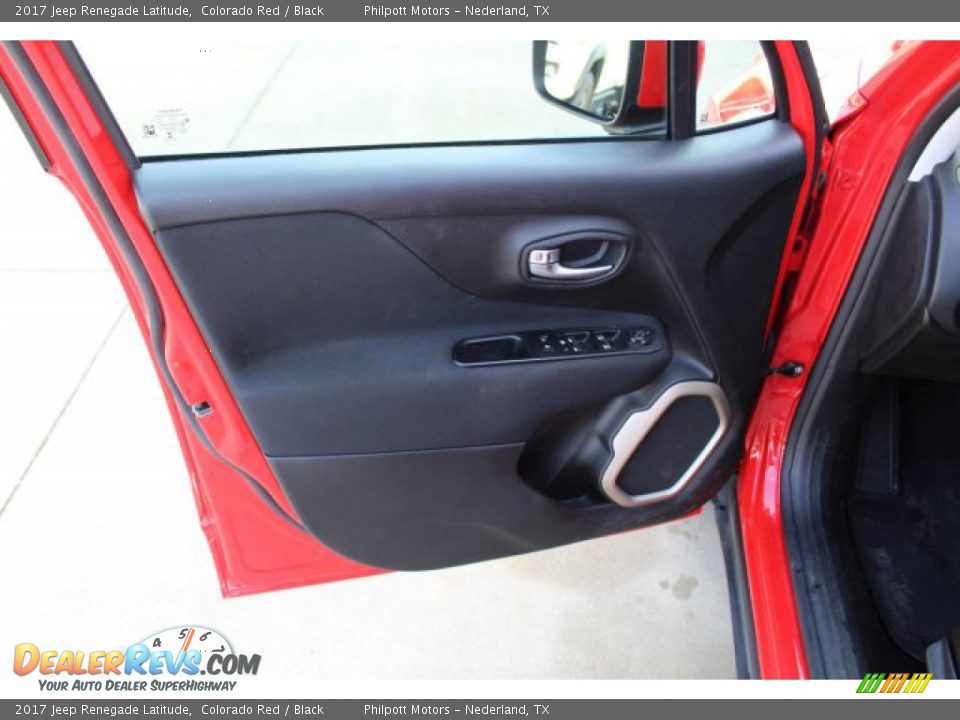 2017 Jeep Renegade Latitude Colorado Red / Black Photo #13