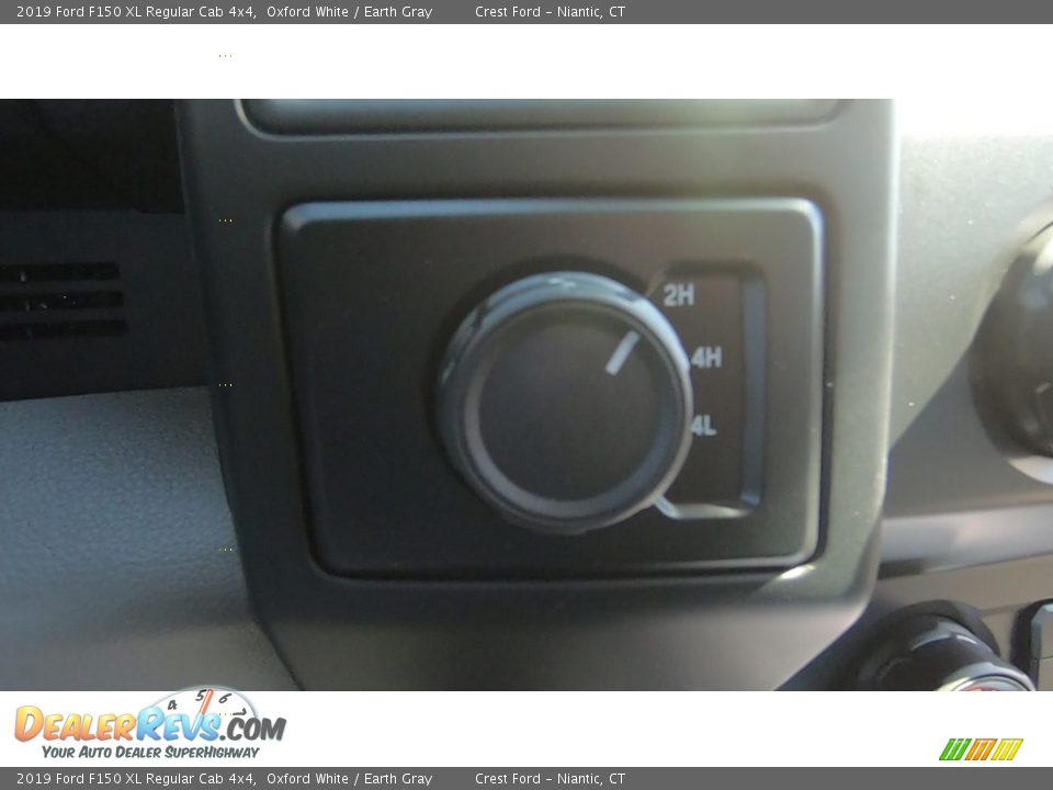 2019 Ford F150 XL Regular Cab 4x4 Oxford White / Earth Gray Photo #16