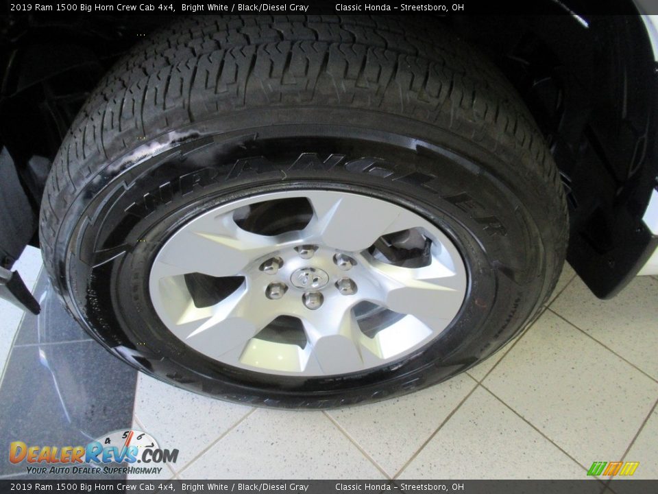 2019 Ram 1500 Big Horn Crew Cab 4x4 Bright White / Black/Diesel Gray Photo #12