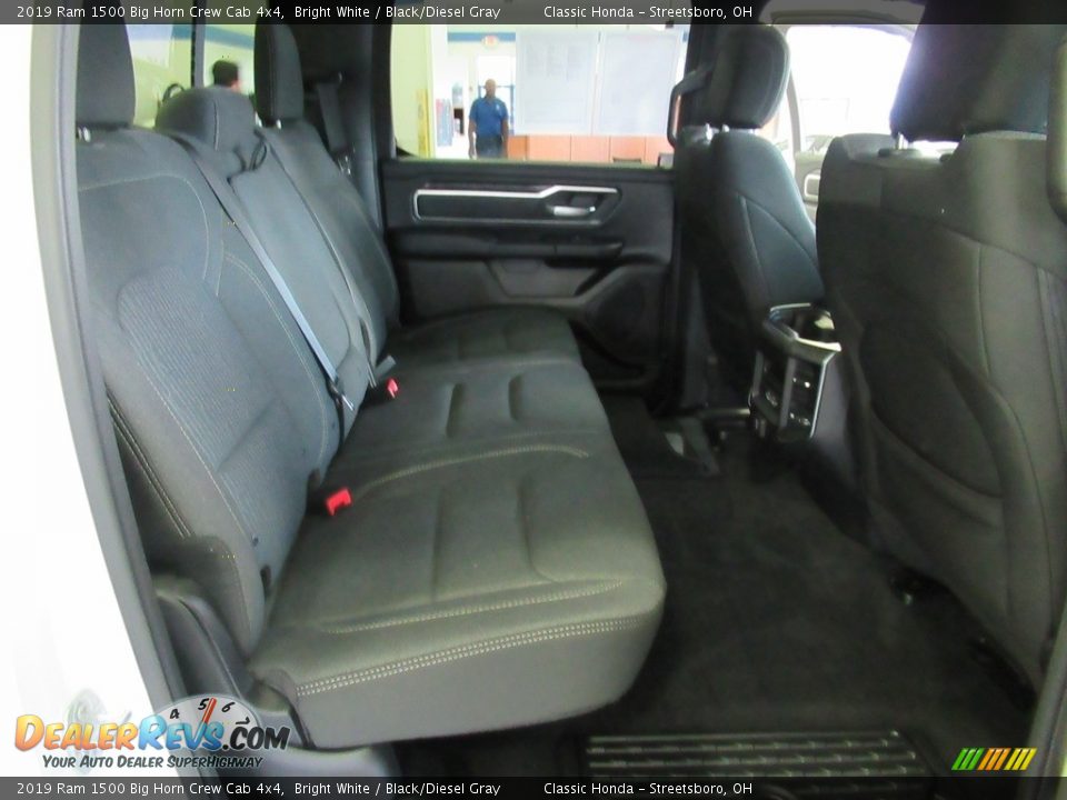 2019 Ram 1500 Big Horn Crew Cab 4x4 Bright White / Black/Diesel Gray Photo #21