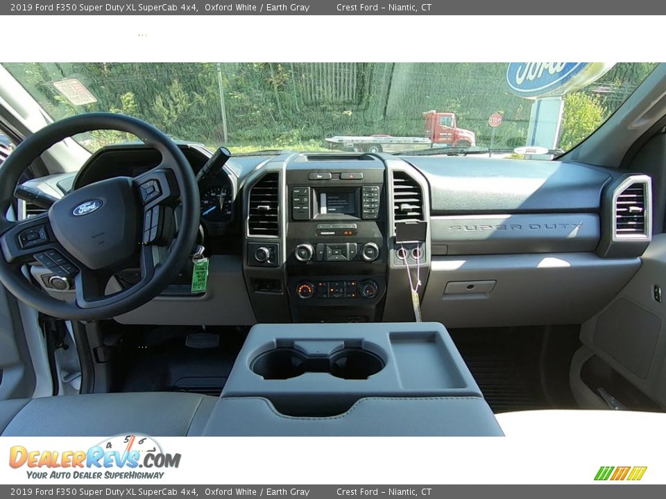 2019 Ford F350 Super Duty XL SuperCab 4x4 Oxford White / Earth Gray Photo #17