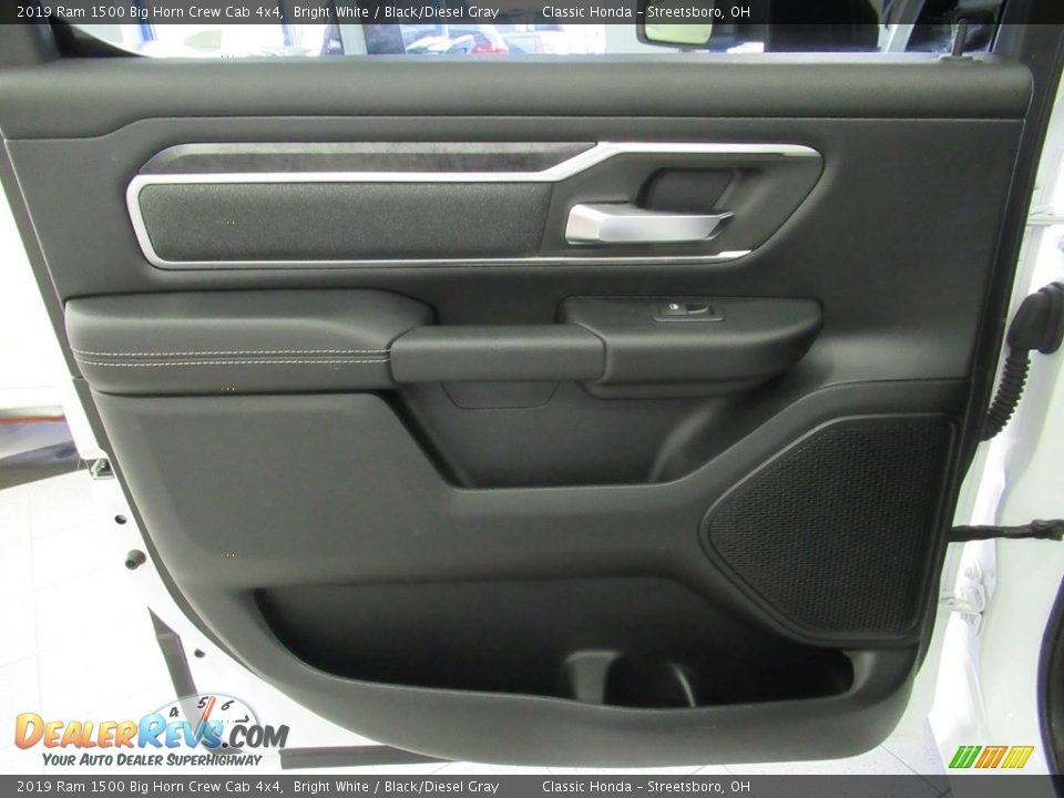 2019 Ram 1500 Big Horn Crew Cab 4x4 Bright White / Black/Diesel Gray Photo #25
