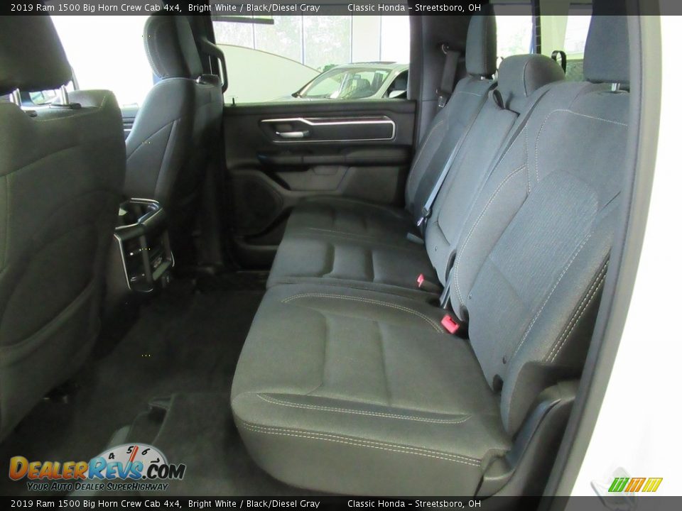 2019 Ram 1500 Big Horn Crew Cab 4x4 Bright White / Black/Diesel Gray Photo #27