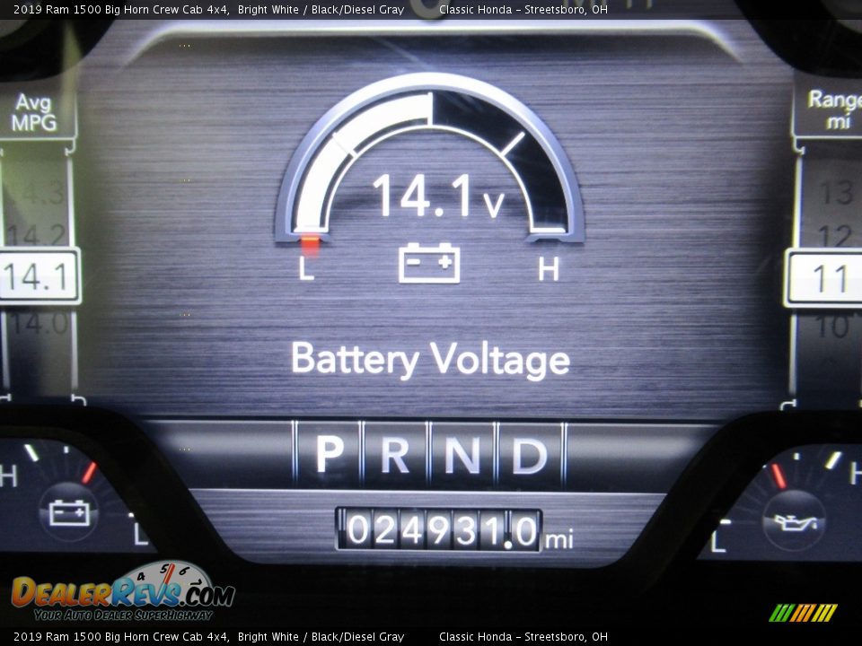 2019 Ram 1500 Big Horn Crew Cab 4x4 Bright White / Black/Diesel Gray Photo #36