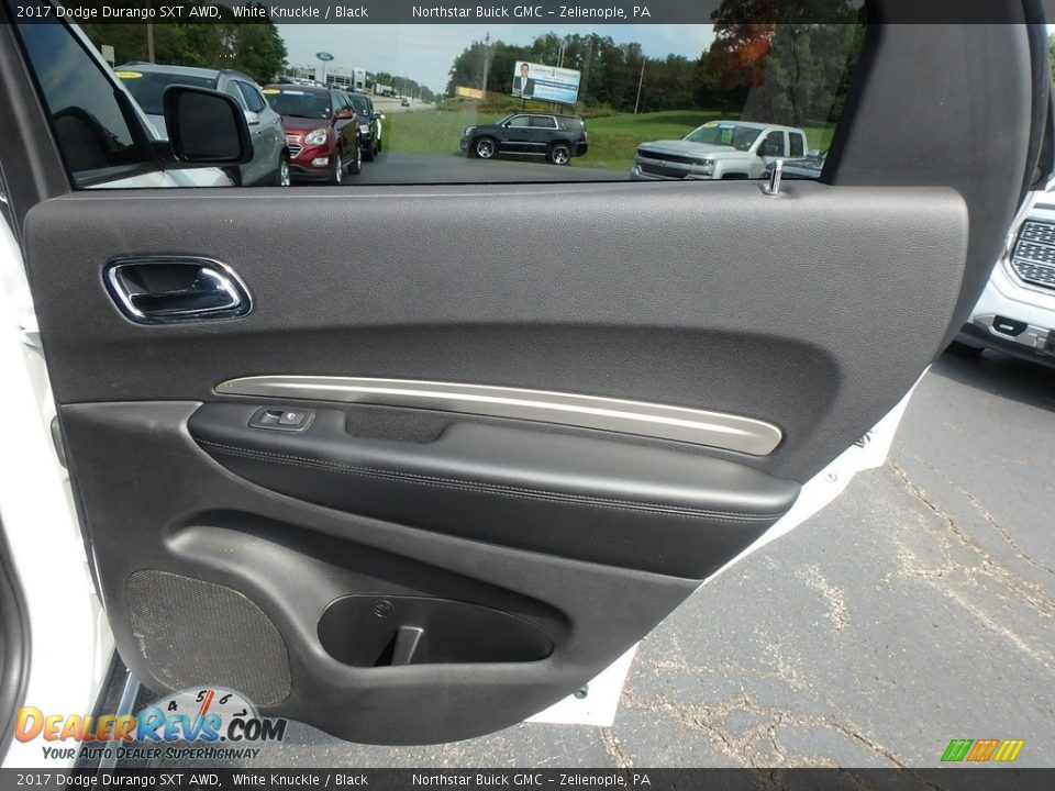 2017 Dodge Durango SXT AWD White Knuckle / Black Photo #8