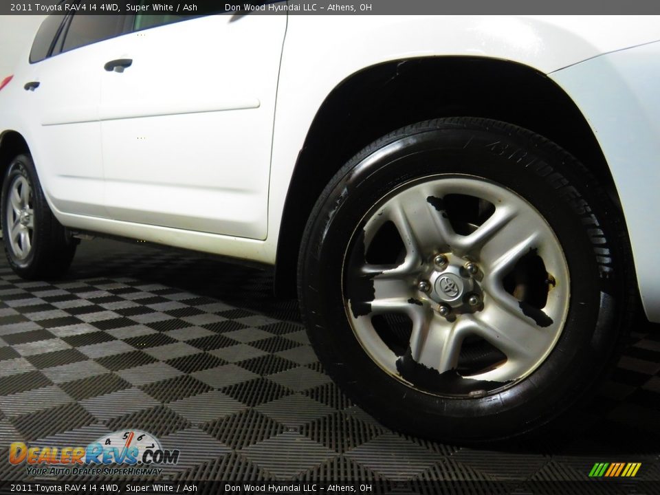 2011 Toyota RAV4 I4 4WD Super White / Ash Photo #3