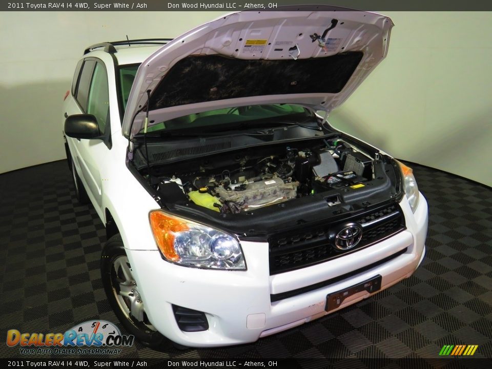 2011 Toyota RAV4 I4 4WD Super White / Ash Photo #5