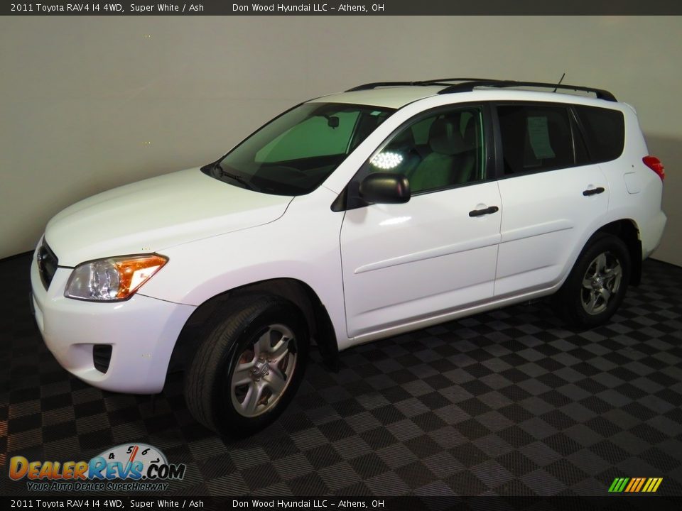 2011 Toyota RAV4 I4 4WD Super White / Ash Photo #7