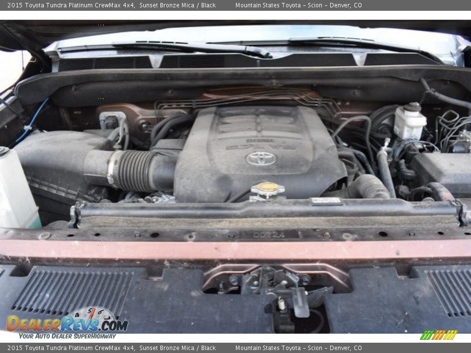 2015 Toyota Tundra Platinum CrewMax 4x4 Sunset Bronze Mica / Black Photo #9