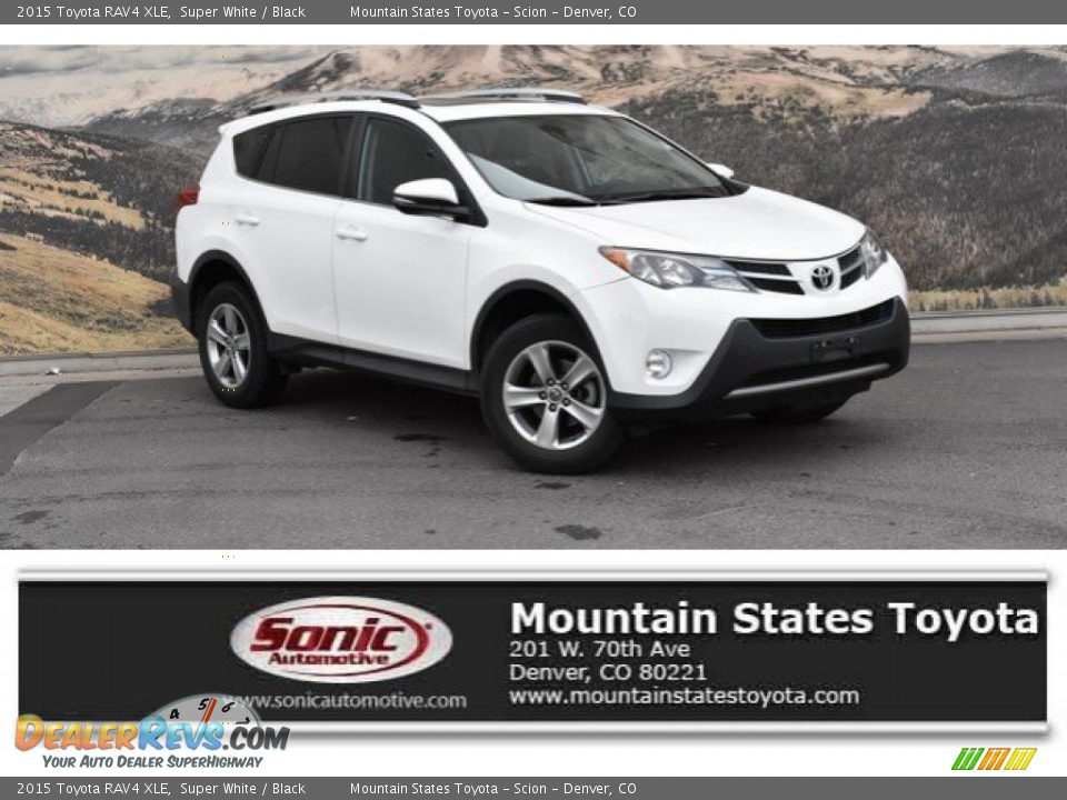 2015 Toyota RAV4 XLE Super White / Black Photo #1