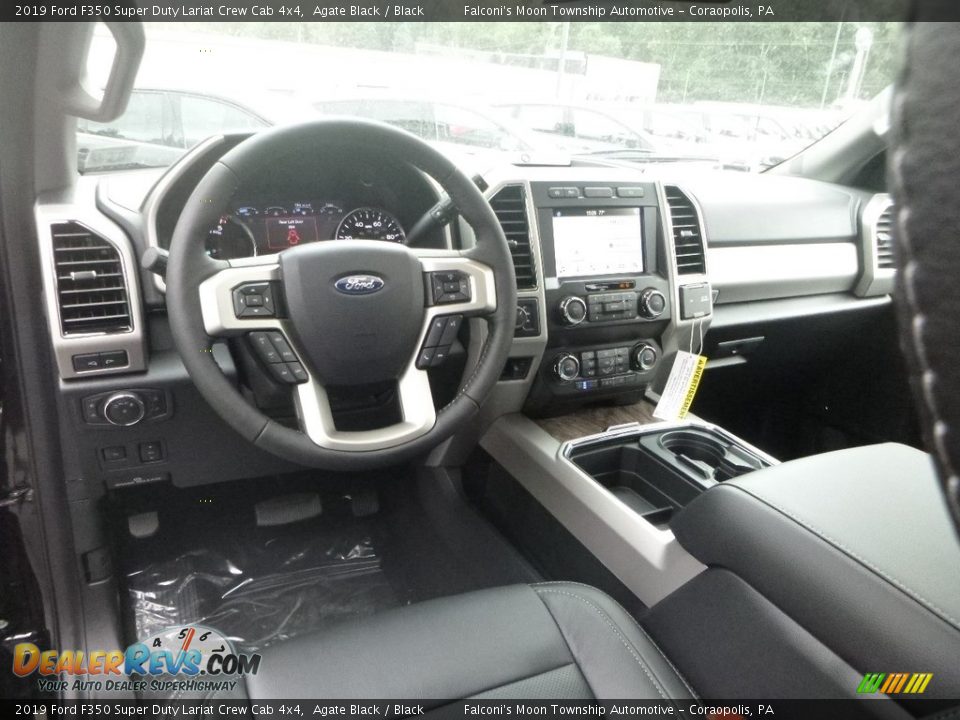 Black Interior - 2019 Ford F350 Super Duty Lariat Crew Cab 4x4 Photo #10