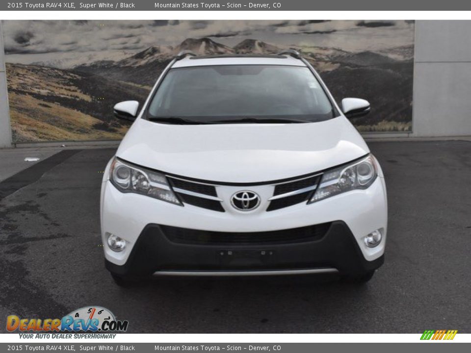 2015 Toyota RAV4 XLE Super White / Black Photo #8