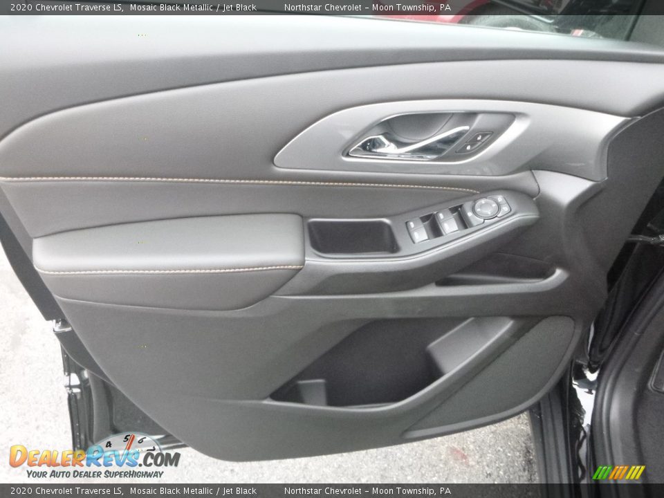 Door Panel of 2020 Chevrolet Traverse LS Photo #16