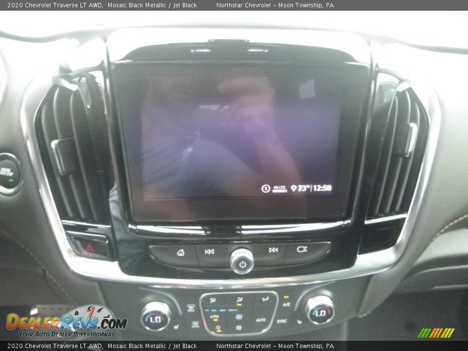 2020 Chevrolet Traverse LT AWD Mosaic Black Metallic / Jet Black Photo #17