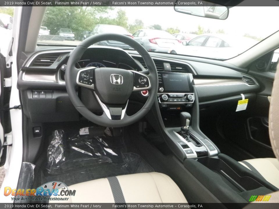 2019 Honda Civic EX Sedan Platinum White Pearl / Ivory Photo #10