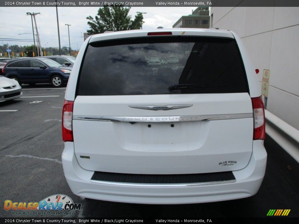2014 Chrysler Town & Country Touring Bright White / Black/Light Graystone Photo #4