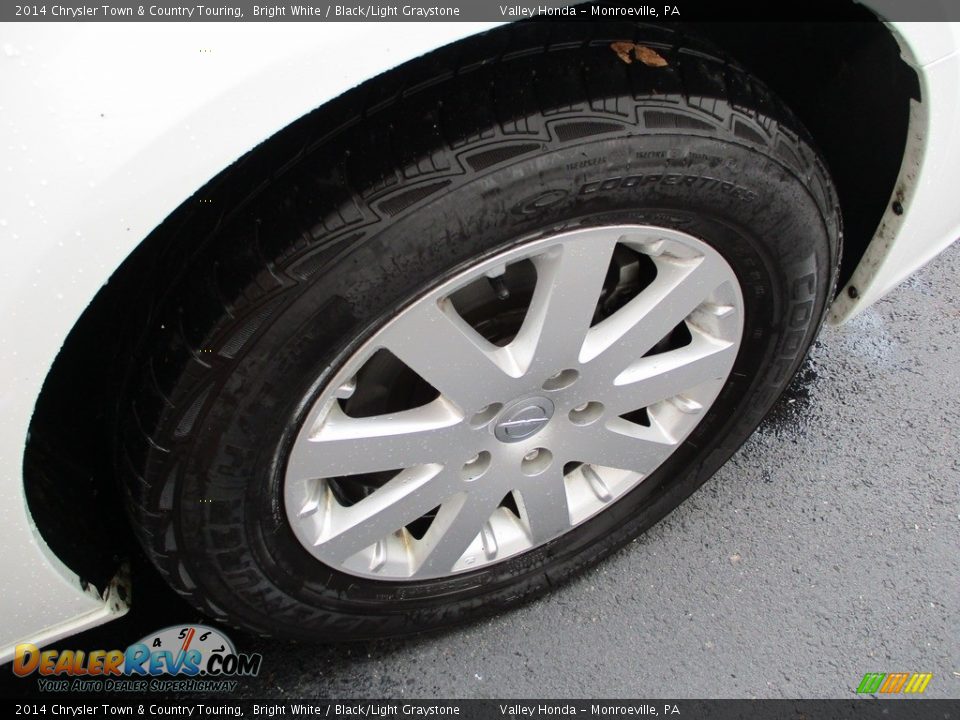 2014 Chrysler Town & Country Touring Bright White / Black/Light Graystone Photo #6