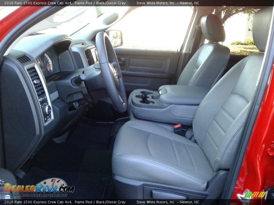 2018 Ram 1500 Express Crew Cab 4x4 Flame Red / Black/Diesel Gray Photo #10