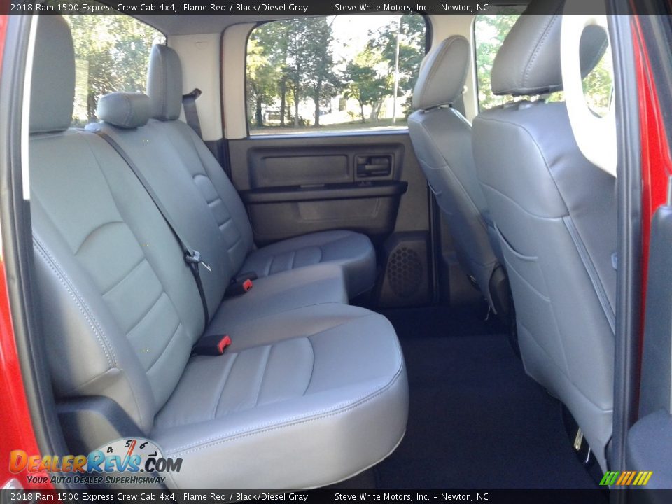 2018 Ram 1500 Express Crew Cab 4x4 Flame Red / Black/Diesel Gray Photo #13