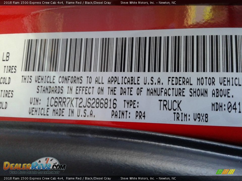 2018 Ram 1500 Express Crew Cab 4x4 Flame Red / Black/Diesel Gray Photo #27