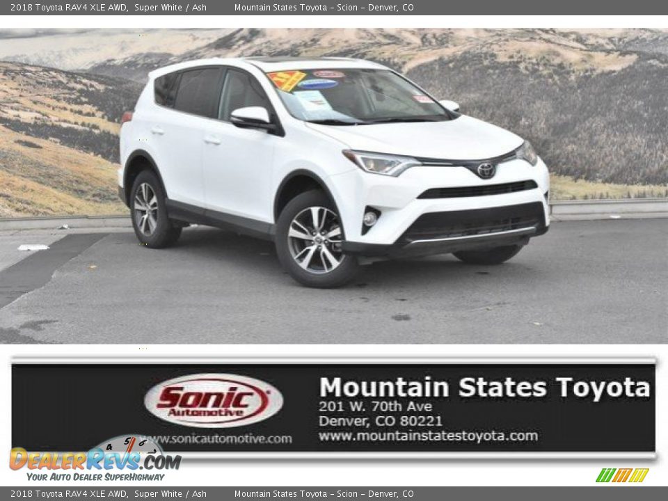 2018 Toyota RAV4 XLE AWD Super White / Ash Photo #1
