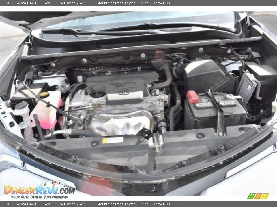 2018 Toyota RAV4 XLE AWD Super White / Ash Photo #9