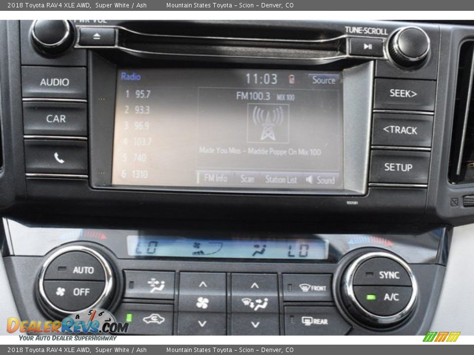 2018 Toyota RAV4 XLE AWD Super White / Ash Photo #11