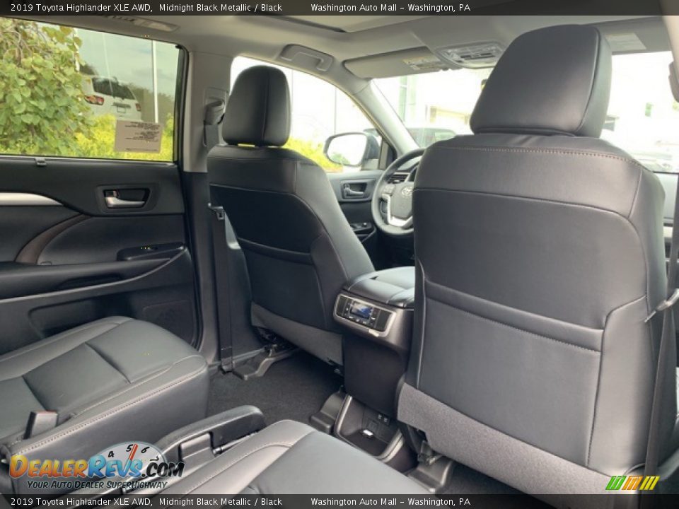 2019 Toyota Highlander XLE AWD Midnight Black Metallic / Black Photo #18