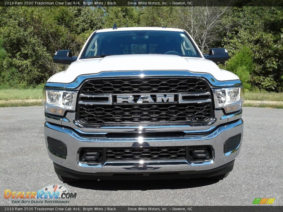 2019 Ram 3500 Tradesman Crew Cab 4x4 Bright White / Black Photo #3
