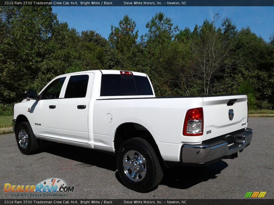 2019 Ram 3500 Tradesman Crew Cab 4x4 Bright White / Black Photo #8