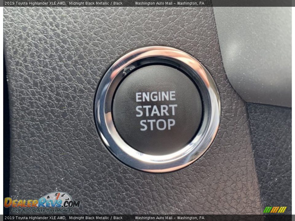 2019 Toyota Highlander XLE AWD Midnight Black Metallic / Black Photo #28