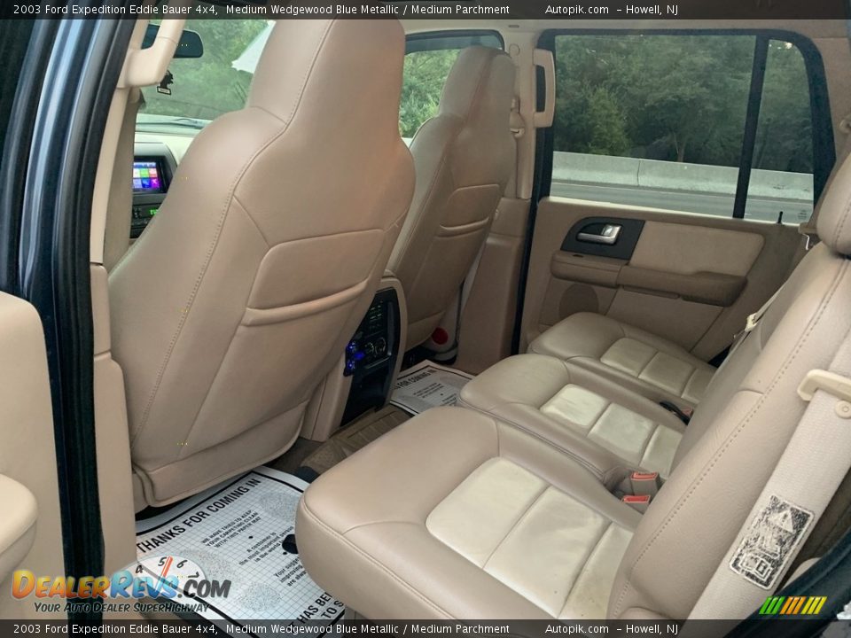 2003 Ford Expedition Eddie Bauer 4x4 Medium Wedgewood Blue Metallic / Medium Parchment Photo #11