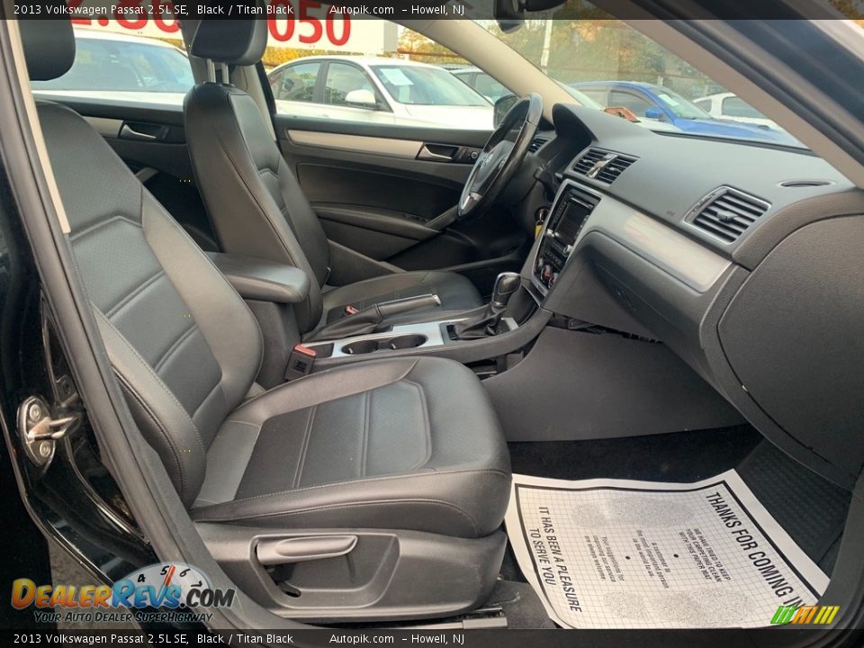 2013 Volkswagen Passat 2.5L SE Black / Titan Black Photo #13