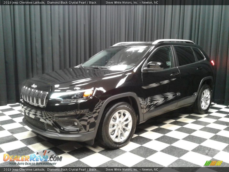 2019 Jeep Cherokee Latitude Diamond Black Crystal Pearl / Black Photo #2