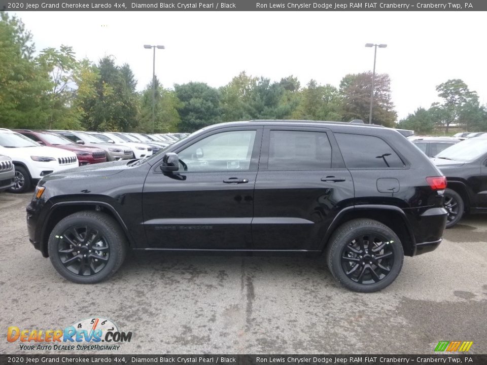 Diamond Black Crystal Pearl 2020 Jeep Grand Cherokee Laredo 4x4 Photo #2