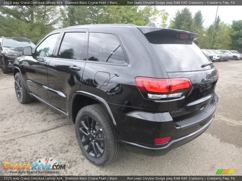 2020 Jeep Grand Cherokee Laredo 4x4 Diamond Black Crystal Pearl / Black Photo #3