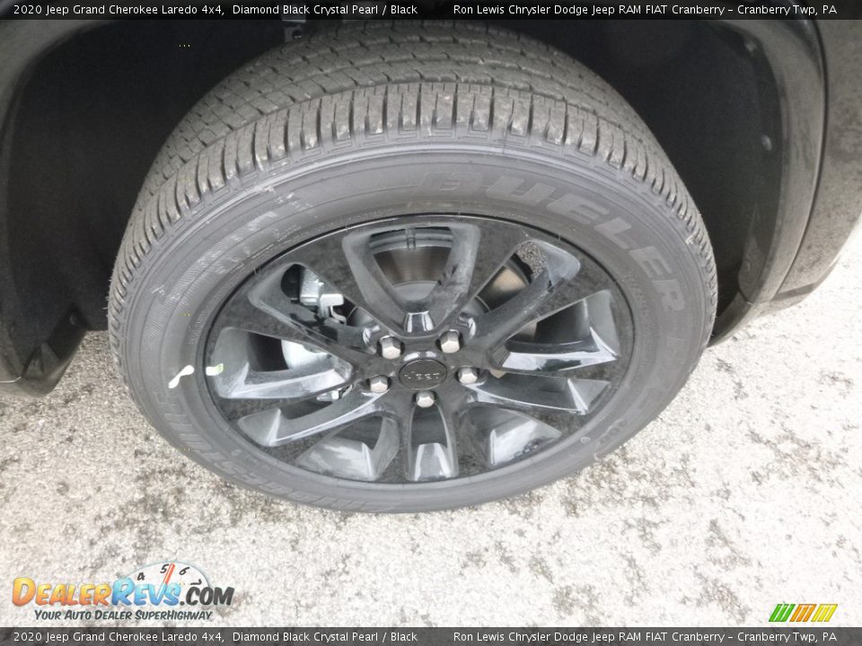 2020 Jeep Grand Cherokee Laredo 4x4 Diamond Black Crystal Pearl / Black Photo #9