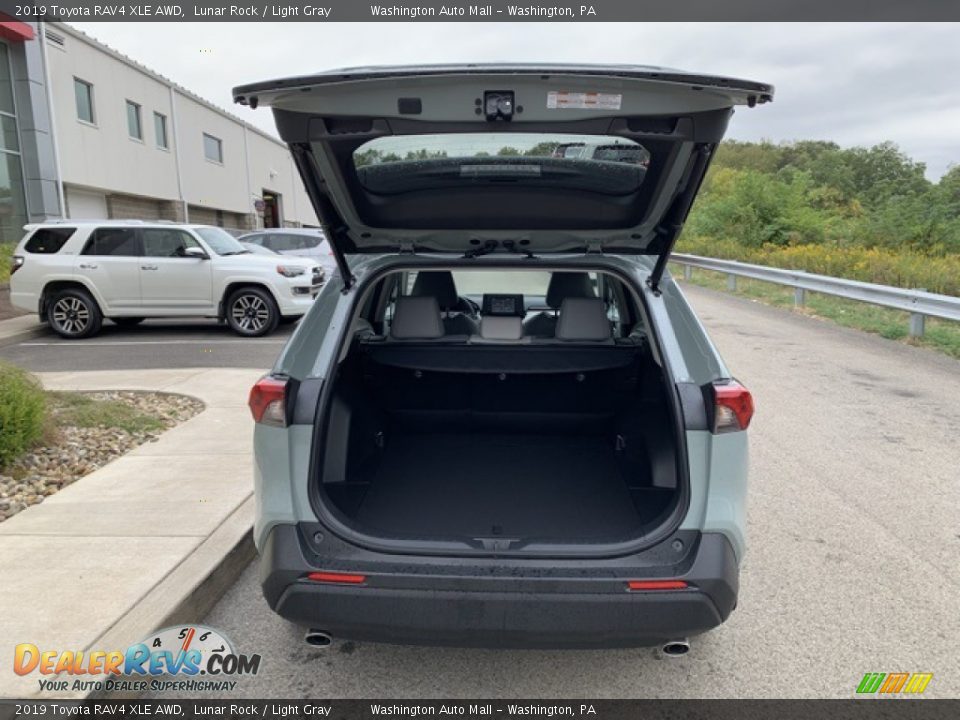 2019 Toyota RAV4 XLE AWD Lunar Rock / Light Gray Photo #13