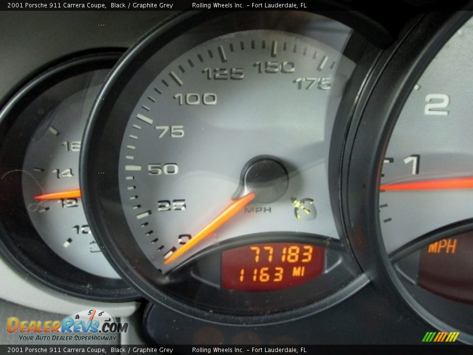 2001 Porsche 911 Carrera Coupe Gauges Photo #2