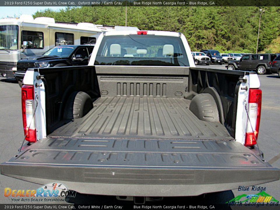 2019 Ford F250 Super Duty XL Crew Cab Oxford White / Earth Gray Photo #13