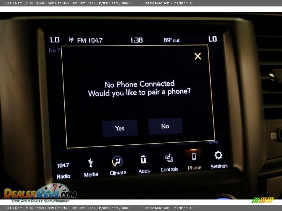 2018 Ram 1500 Rebel Crew Cab 4x4 Brilliant Black Crystal Pearl / Black Photo #15