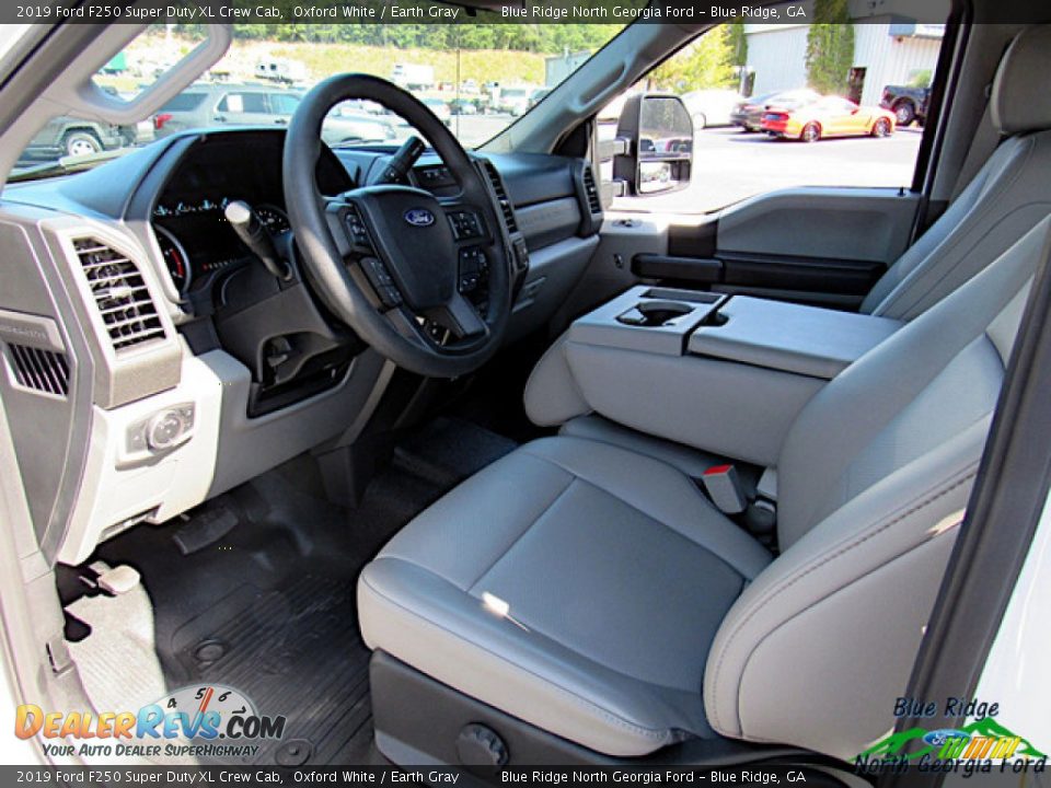 2019 Ford F250 Super Duty XL Crew Cab Oxford White / Earth Gray Photo #31