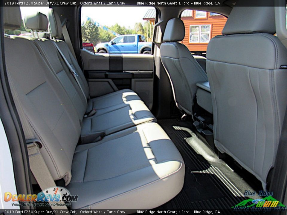 2019 Ford F250 Super Duty XL Crew Cab Oxford White / Earth Gray Photo #33