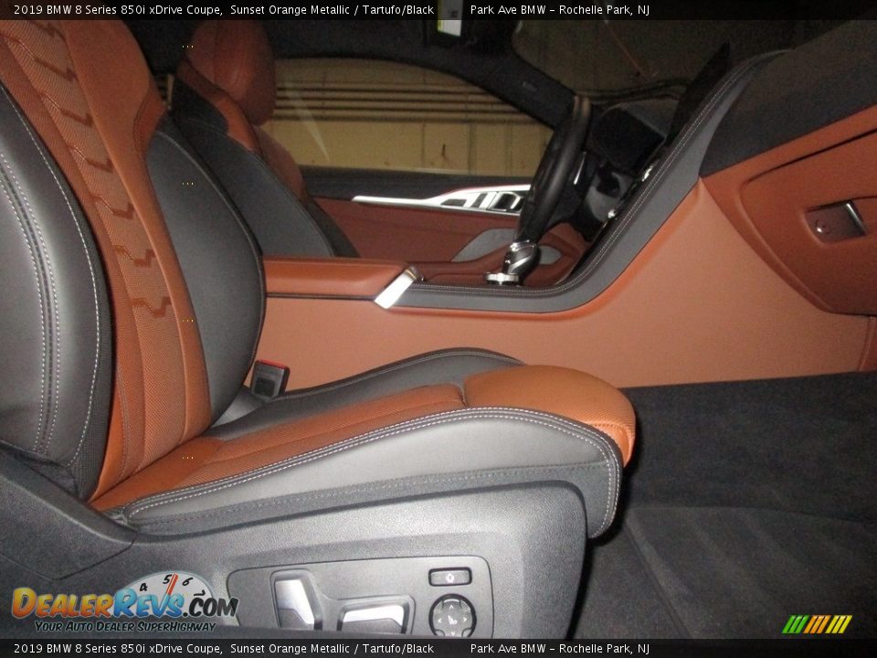 2019 BMW 8 Series 850i xDrive Coupe Sunset Orange Metallic / Tartufo/Black Photo #12