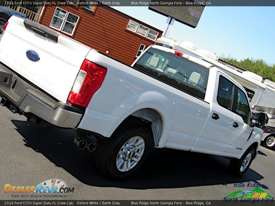 2019 Ford F250 Super Duty XL Crew Cab Oxford White / Earth Gray Photo #36