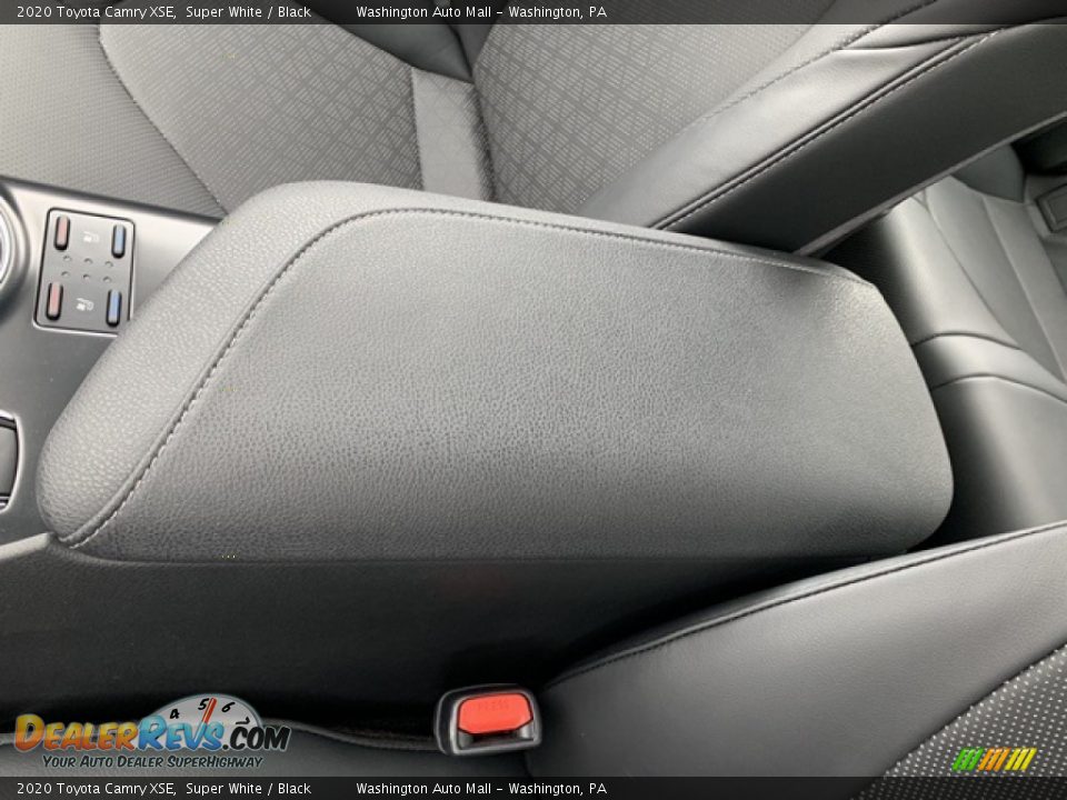 2020 Toyota Camry XSE Super White / Black Photo #30