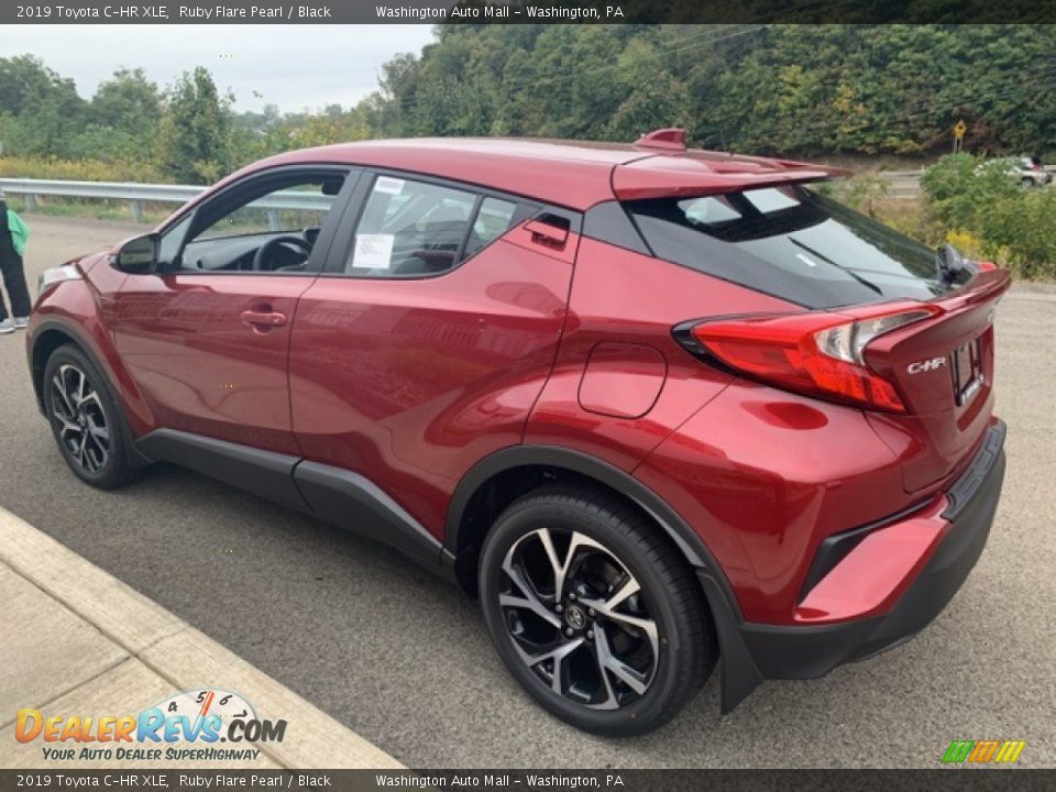 2019 Toyota C-HR XLE Ruby Flare Pearl / Black Photo #3