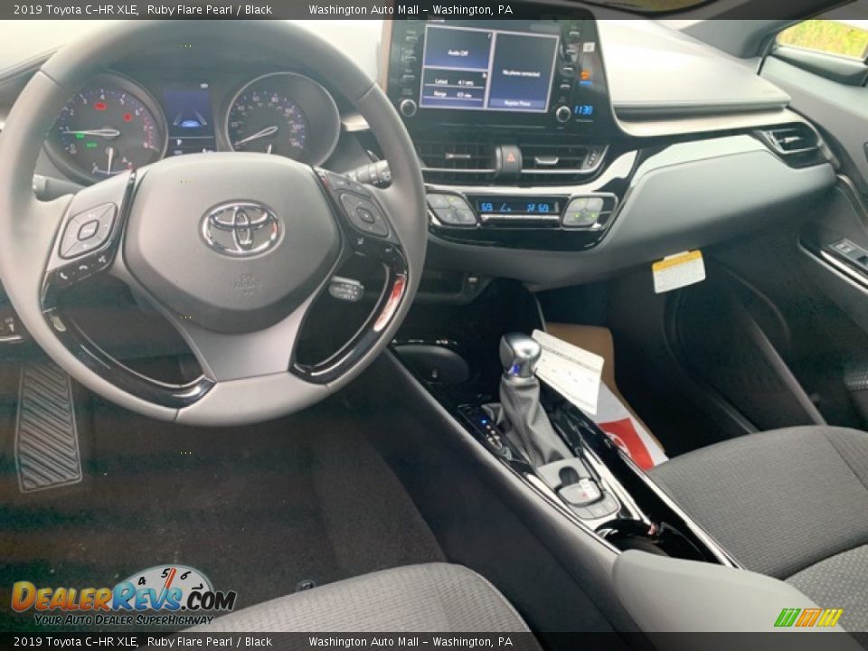 2019 Toyota C-HR XLE Ruby Flare Pearl / Black Photo #4