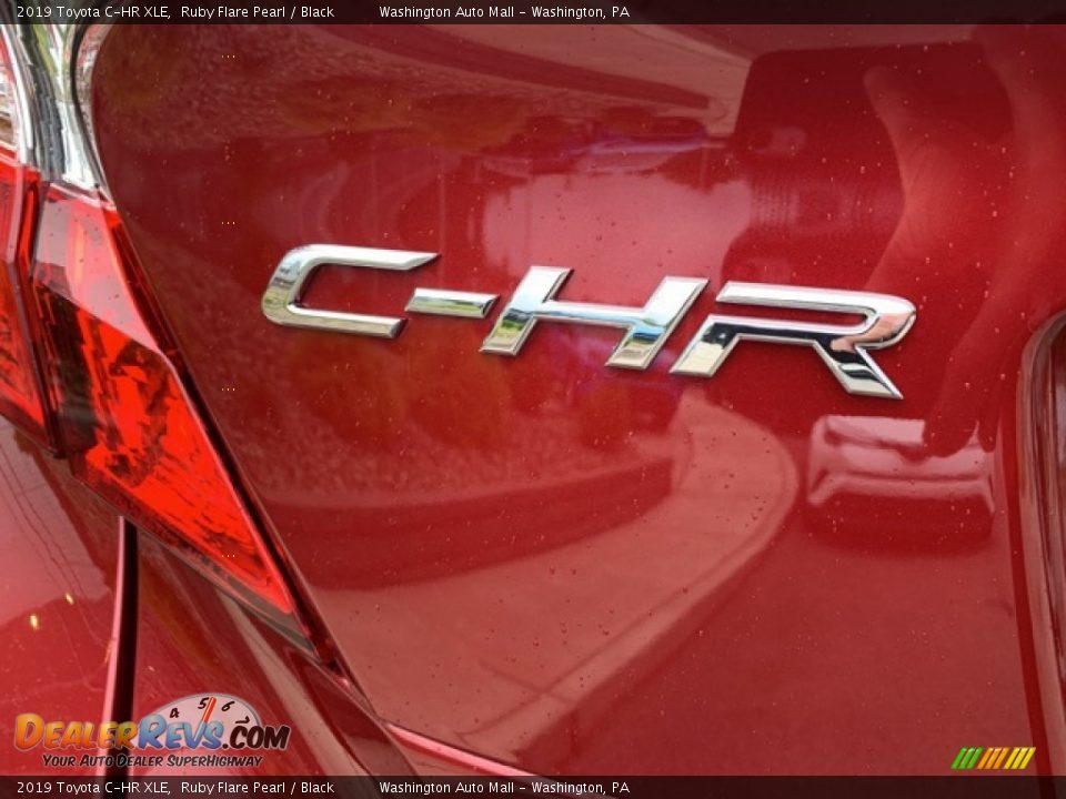 2019 Toyota C-HR XLE Logo Photo #20